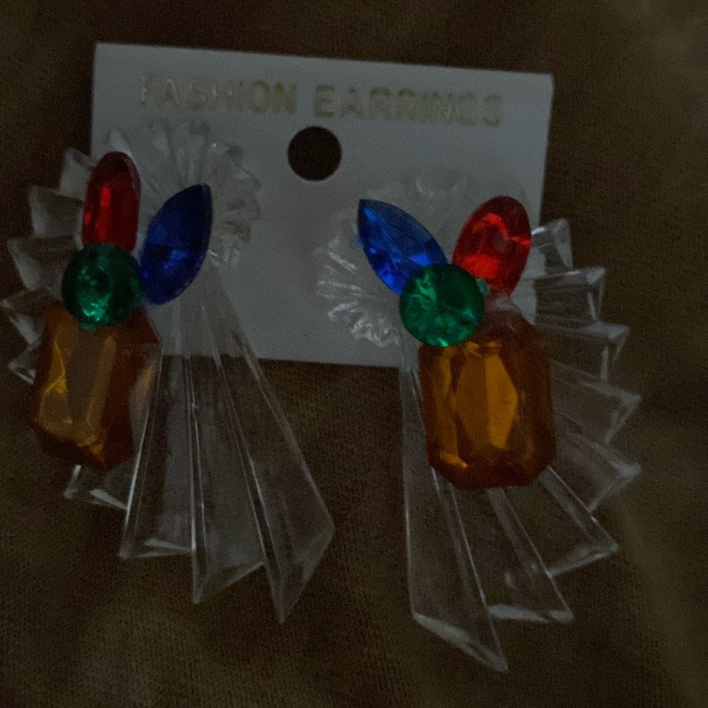 Lucite clear vintage earrings